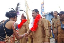 Bupati Jayapura: 139 kampung menerima merah putih 1 Agustus 2025