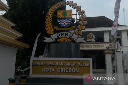 DPRD Kota Cirebon meminta pemda benahi kinerja lima BUMD