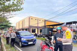 Ditlantas Polda Babel sasar kelengkapan kendaraan anggota pada hari kedua Operasi Patuh 2025