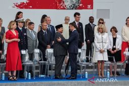 Macron bangga TNI parade dengan pasukan Prancis, sebut Prabowo sahabat