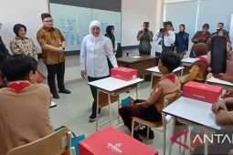 Gubernur Jatim berikan semangat belajar anak-anak di SRMA 24 Kediri