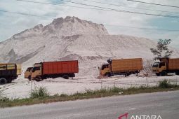 Bupati Belitung akan panggil PT AKU terkait aktivitas pengiriman pasir