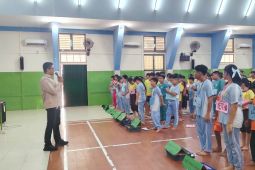 Diskominfo Singkawang memberikan edukasi pelajar bahaya judi online