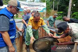 Pasca panen, Kelompok Tani Rap Tama Purba Baru gelar syukuran