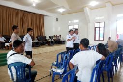 Pemkab Belitung tata ulang lapak pedagang di halaman Gedung Nasional