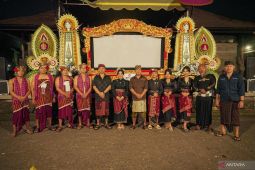 Dalang wanita Badung tampil pada Pesta Kesenian Bali