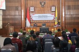 Wagub Bali rancang program bedah rumah solusi berantas kemiskinan