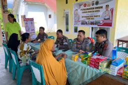 Satgas Madago Raya berikan pelayanan kesehatan bagi warga di Poso