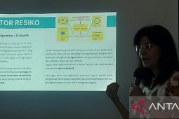 Buat perokok, sebelum gendong bayi ganti bajumu