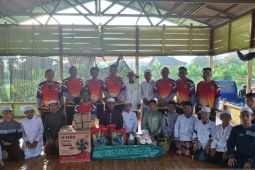 JCC Jambi gowes bareng dan bakti sosial ke Ponpes di Muarojambi