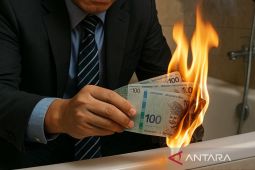 Tersangka korupsi di Malaysia bakar uang tunai untuk hilangkan bukti