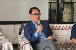 Politik luar negeri bebas aktif tidak sama dengan netral