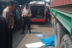 Seorang wanita terlindas truk di Pelabuhaen Tanjung Priok