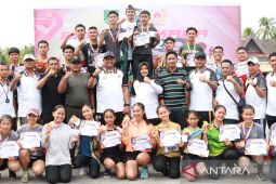 Meriah, 500 pelari meriahkan Bhayangkara Run di Mandailing Natal