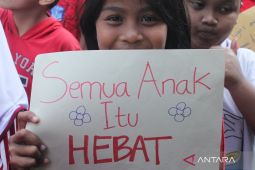 Hari Nasional Anak 2025, ini 7 cara mendidik anak tanpa kekerasan