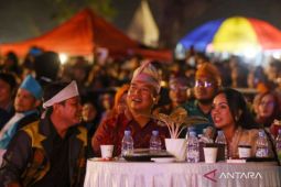 Gubernur NTB janji perbaiki fasilitas Pantai Lakey Dompu