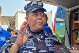TNI AL dan PIMA bantu nelayan dapat ikan tanpa harus berlayar