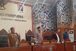 Pj Wako Pangkalpinang hadiri rapat pembahasan perubahan APBD 2025 dan KUA-PPAS 2026