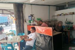 Rayakan HUT ke-17 Labura  Warkop Bintang Kopi gratiskan minuman