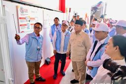 Red and White Cooperative provides warehouse, pharmacy: President