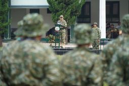 Bangun soliditas, Menteri Karding resmi buka retret KP2MI di Bandung