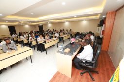 Pemprov Papua Tengah dorong peternak ayam broiler meningkatkan produksi