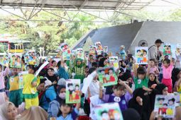 Anak disabilitas ikuti lomba menggambar peringati HAN di Makassar