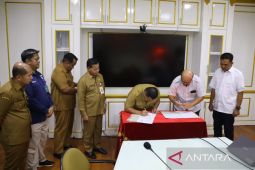 Kabupaten Penajam  terima hibah WTP dari Kementerian Pekerjaan Umum