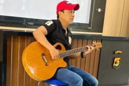 Musisi kemanusiaan Kim Commanders suarakan persatuan anak tanpa pandang suku