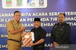 Perumda Tirta Bhagasasi Kabupaten Bekasi serahkan dua aset layanan