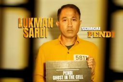 Main di film "Ghost in The Cell", Lukman Sardi cukur rambut wajah