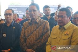 Lamhot Sinaga : Mari dukung pelaku usaha mikro naik kelas