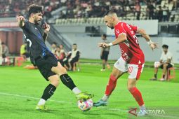 Penalti Mustafic bawa Bali United tumbangkan Madura United 1-0