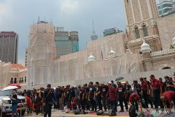 Unjuk rasa menuntut PM Anwar terjadi di pusat kota Kuala Lumpur, Sabtu