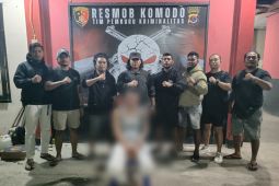 Polisi menahan terduga pelaku pencabulan di Labuan Bajo