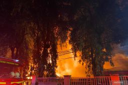Pasar Taman Puring Jakarta Selatan terbakar