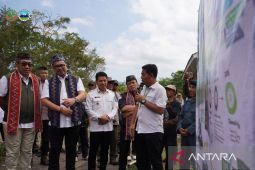 Wamen Kehutanan resmikan Sanctuary Rusa dan taklukkan puncak Tambora