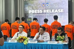 Kantor Imigrasi Ternate mendeportasi 23 warga asal Vietnam