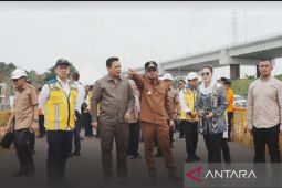 Komisi V DPR RI  tinjau proyek dan Bandara IKN