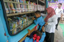 Upaya meningkatkan minat membaca pada anak