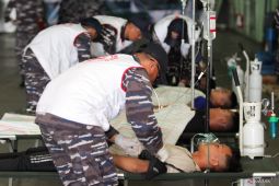 Simulasi penanggulangan dan penanganan korban kebakaran kapal