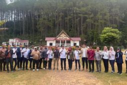 Bupati Taput: Dukungan Komisi VII kembalikan  kejayaan Salib Kasih