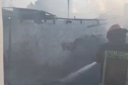 Tiga rumah terbakar di Medan Labuhan