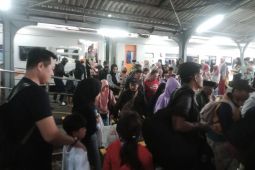 Jumlah penumpang KA naik saat jalur Gumitir ditutup total