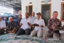 Anggota DPR RI memastikan ikan Waduk Cirata bebas merkuri usai uji lab