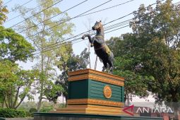 Patung Kuda Kosong roboh terkena angin kencang, Pemkab anggarkan Rp199 juta untuk perbaikan