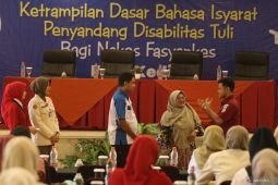 Pelatihan bahasa isyarat bagi tenaga kesehatan