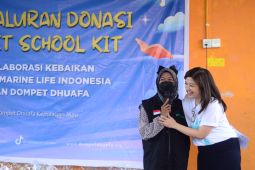 PT Tokio Marine Life dan Dompet Dhuafa Kepri salurkan peralatan sekolah untuk yatim dan dhuafa