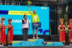 Pembalap Belanda pertahankan jersi kuning hingga etape tiga TdBI