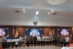 22 pemenang dari 8 katagori terima Paritrana Award 2024